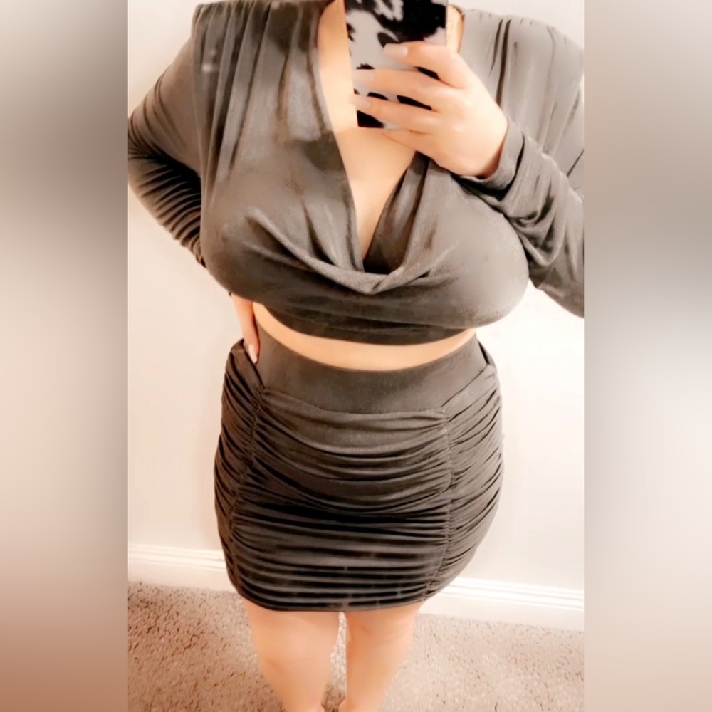 Olive green set. Long sleeve crop top with shoulder pads and mini skirt